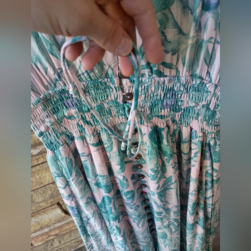 Olivaceous Floral Blue and White Maxi Dress_Large - Picture 8 of 10